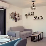 Chic Du Port Apartman